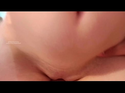 ❤️ Irqad fil-kamra ta’ oħti u hekk qomt ️❌ Super porn lilna ☑