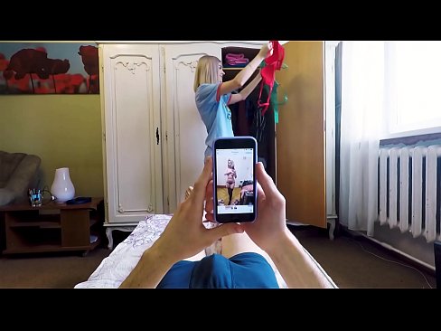 ❤️ Stepsister għamel lil ħuha jiġbor eżatt qabel ma daħlet id-dar ️❌ Super porn lilna ☑